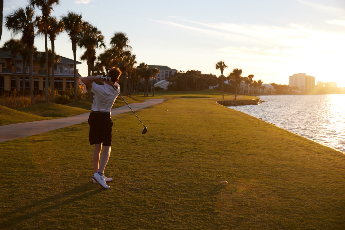 Swing on Links Golf Course