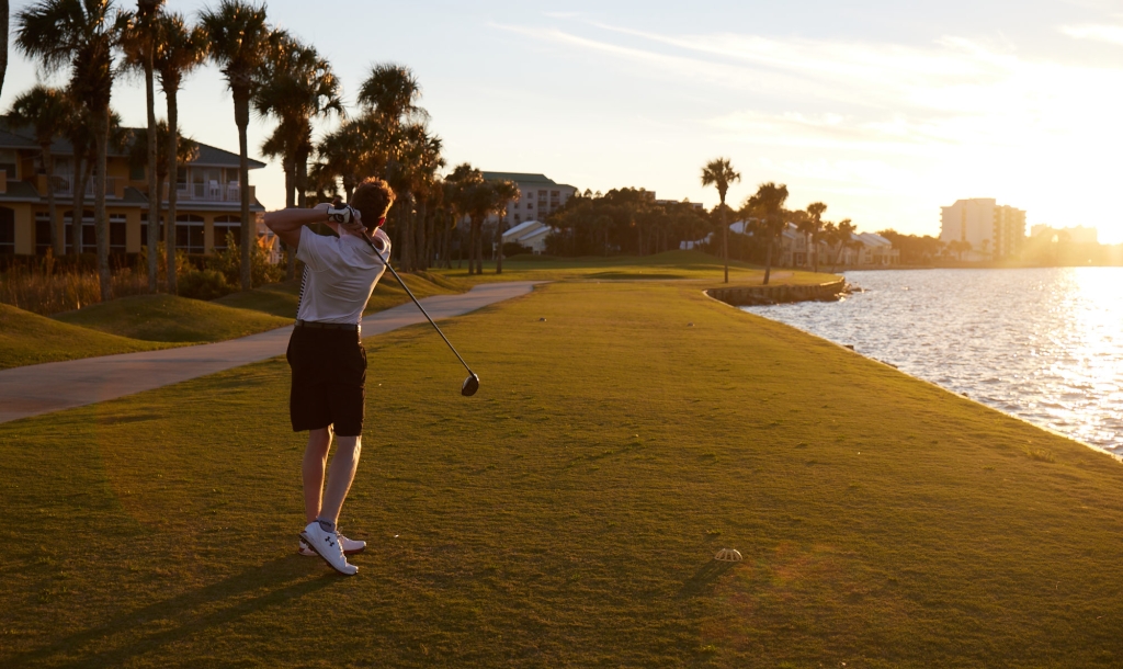 Swing on Links Golf Course